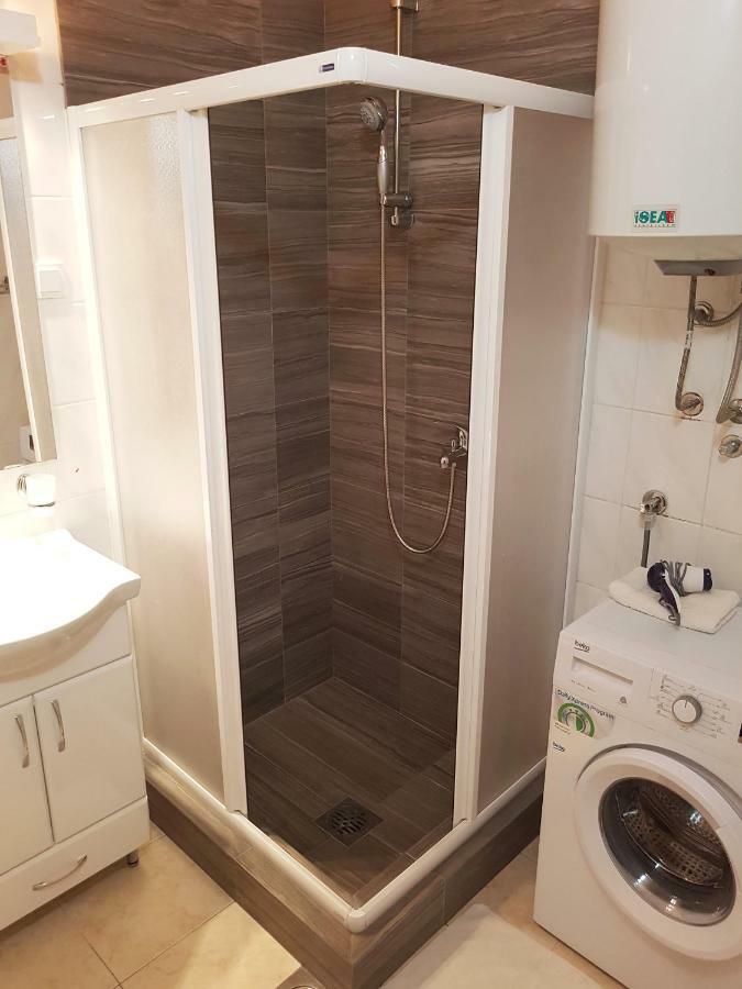 בודווה Apartment Danijela מראה חיצוני תמונה