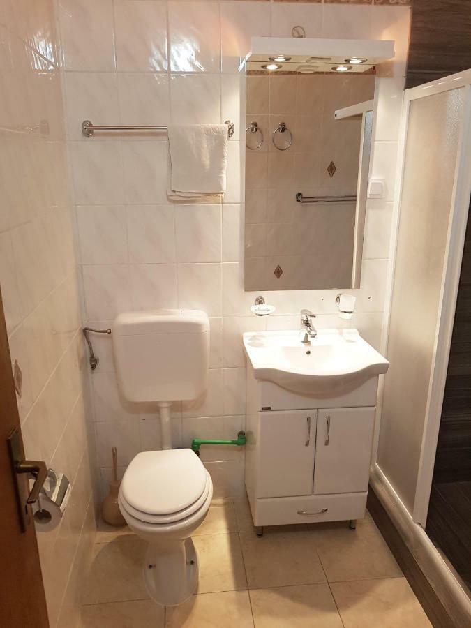בודווה Apartment Danijela מראה חיצוני תמונה