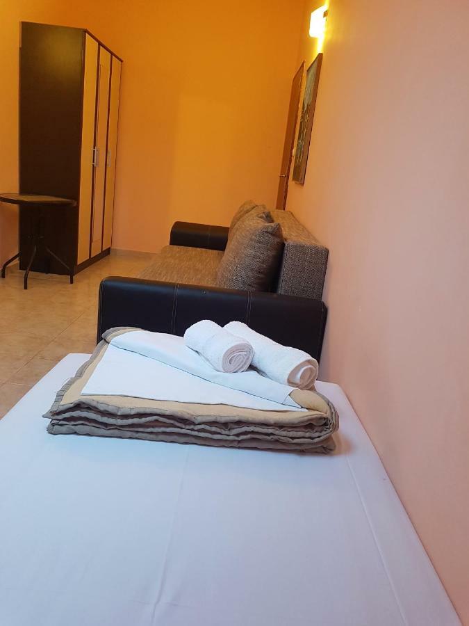 בודווה Apartment Danijela מראה חיצוני תמונה