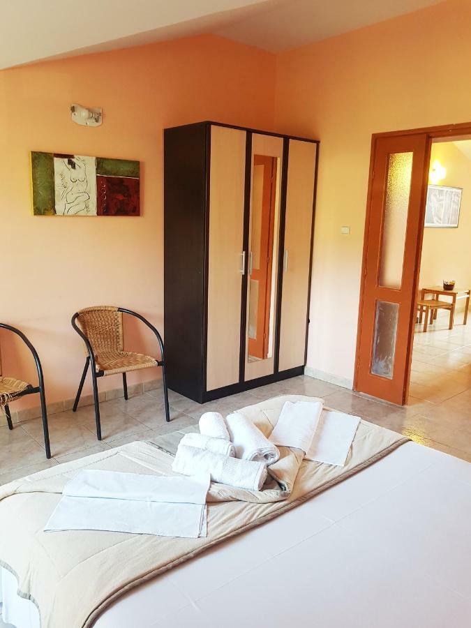 בודווה Apartment Danijela מראה חיצוני תמונה
